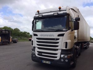 SCANIA R440LA