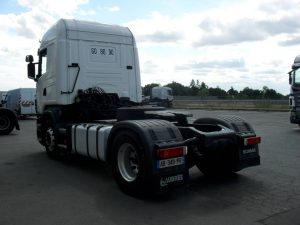 SCANIA R440LA