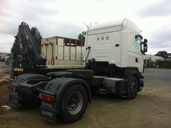 SCANIA R440LA