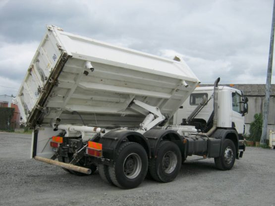 SCANIA P380CB