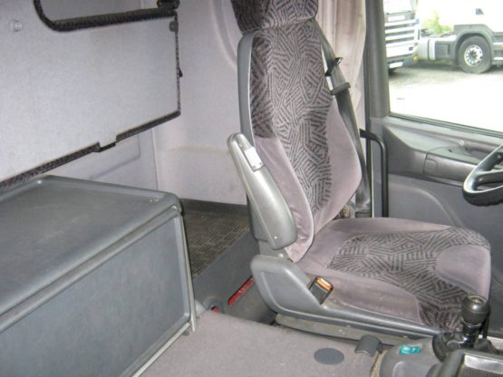 SCANIA R164LA