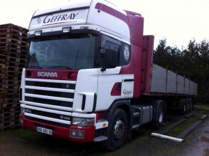 SCANIA R164LA