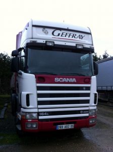 SCANIA R164LA