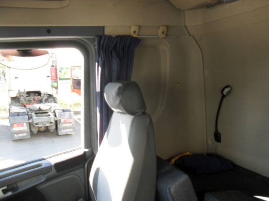 SCANIA R420LA