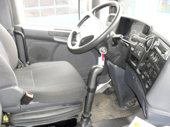 SCANIA R420LA