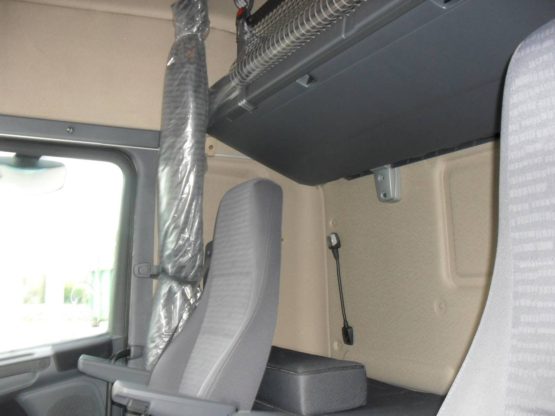 SCANIA R420LA