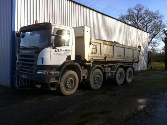 SCANIA P380CB