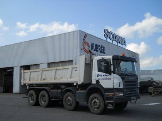 SCANIA P380CB