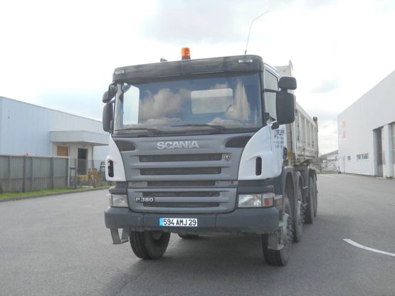 SCANIA P380CB