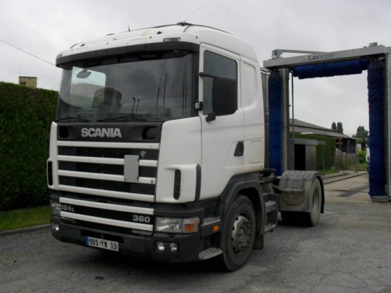 SCANIA R124LA