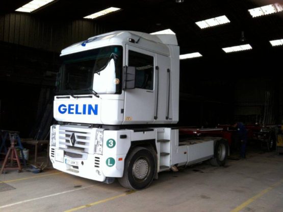 RVI MAGNUM AE480