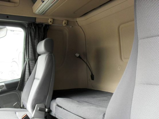 SCANIA R420LA