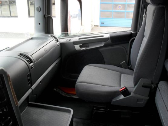 SCANIA R420LA