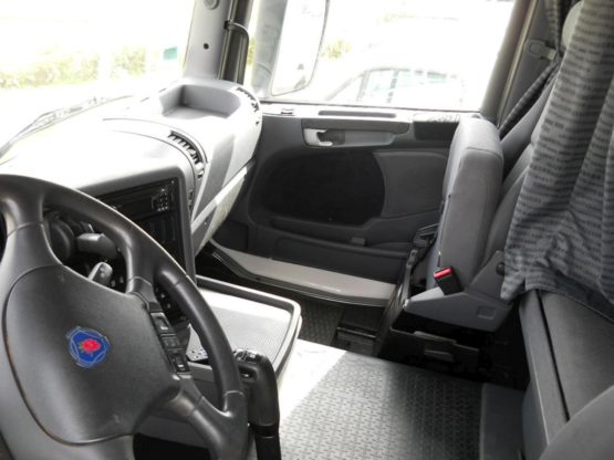 SCANIA R420LA