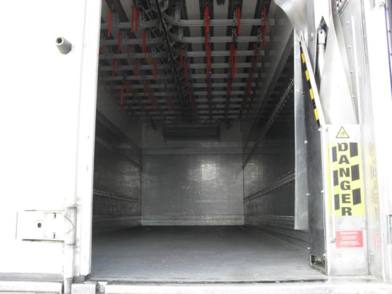 SCANIA P94GB