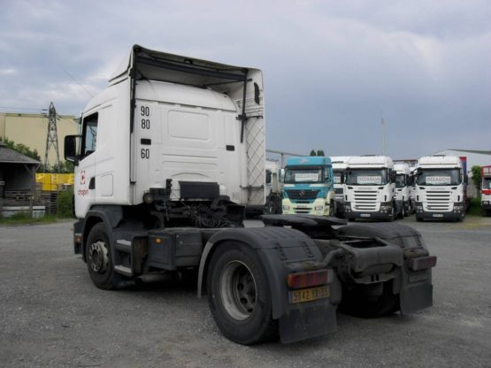 SCANIA R124LA
