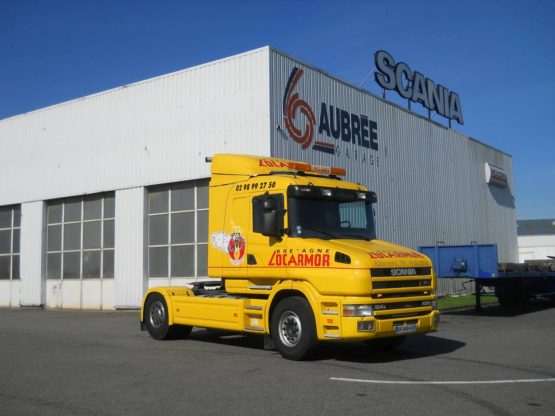 SCANIA T124LA