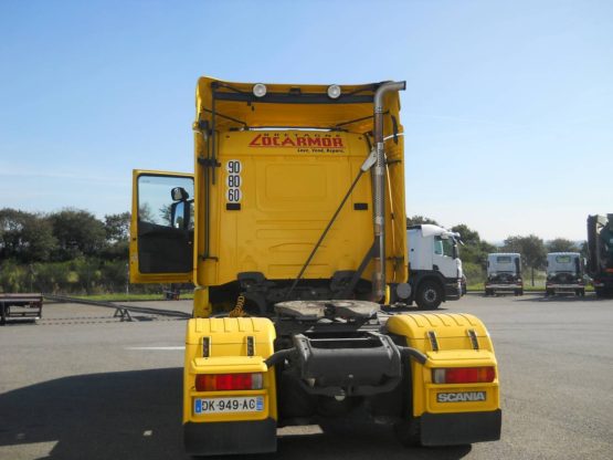 SCANIA T124LA