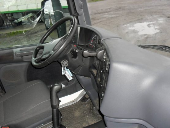 SCANIA R420LA