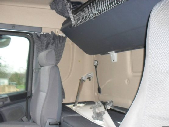 SCANIA R420LA