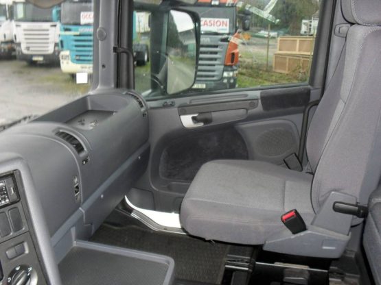 SCANIA R420LA