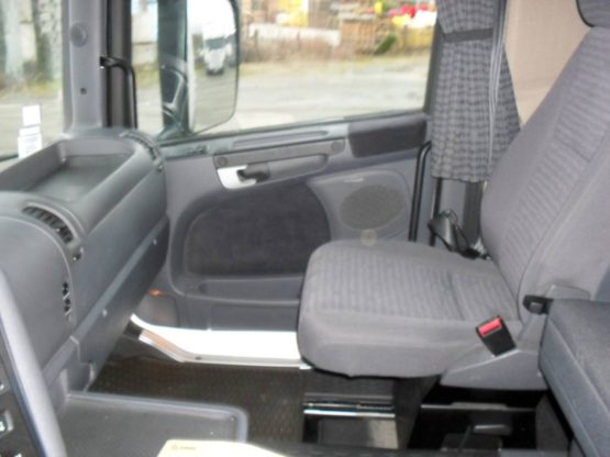 SCANIA R420LA