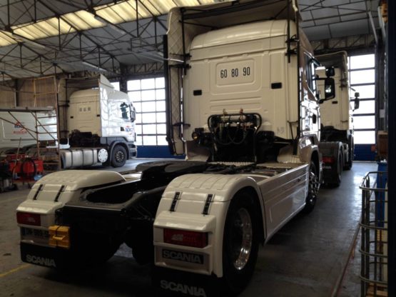 SCANIA R410