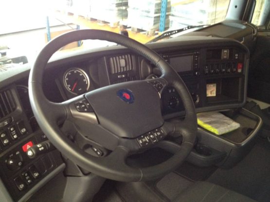 SCANIA R410