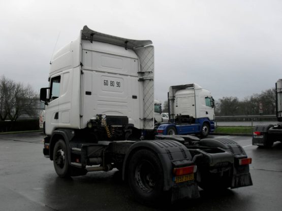 SCANIA R124LA