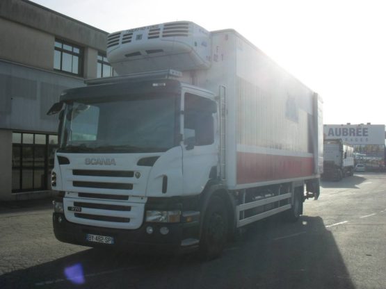 SCANIA P270DB