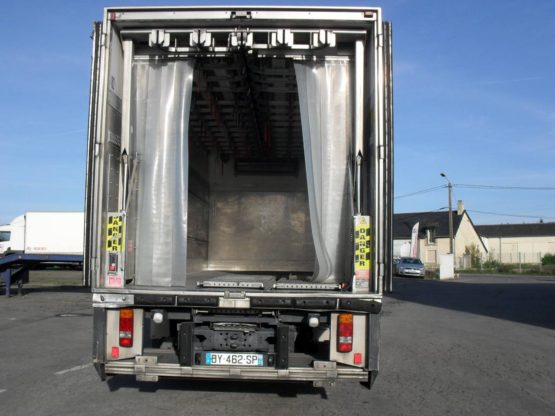 SCANIA P270DB