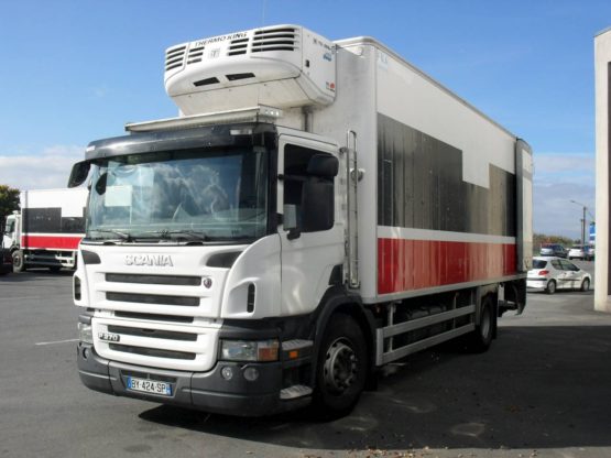SCANIA P270DB