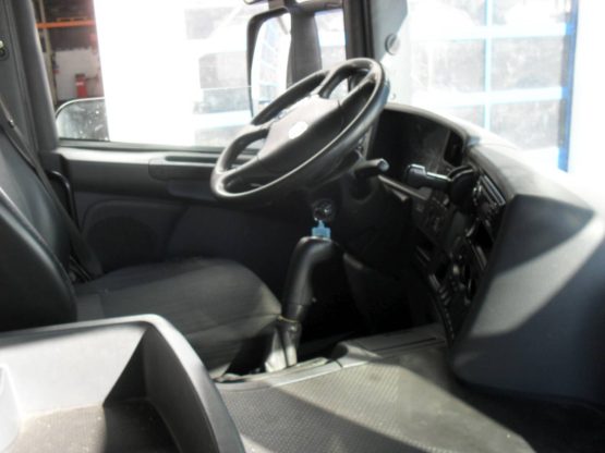 SCANIA P270DB