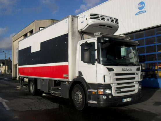 SCANIA P270DB