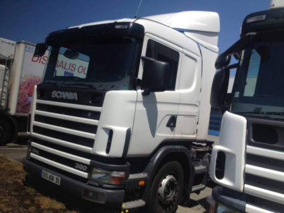 SCANIA R114LA