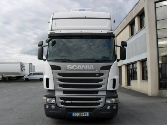 SCANIA R420LA