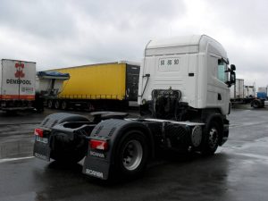 SCANIA R440LA