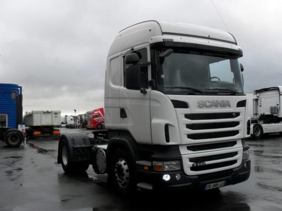 SCANIA R440LA