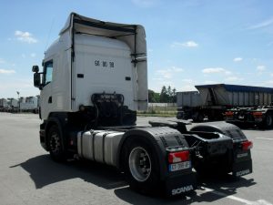 SCANIA R440LA