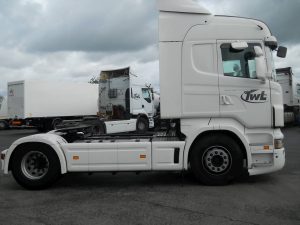 SCANIA R440