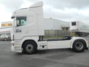 SCANIA R440LA
