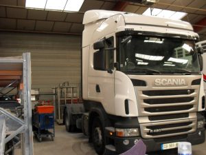 SCANIA R420LA