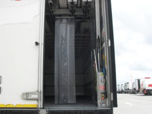 SCANIA P270DB