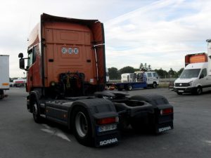 SCANIA R440LA