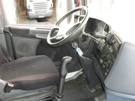 SCANIA R420LA