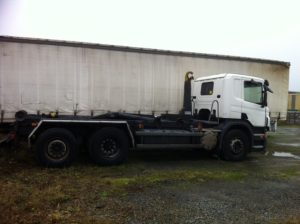 SCANIA P420LB