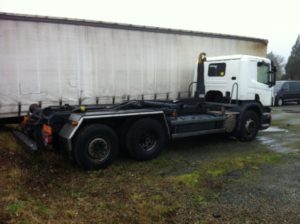 SCANIA P420LB