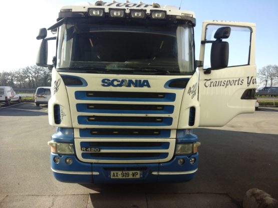 SCANIA R420LB