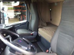 SCANIA R440LA