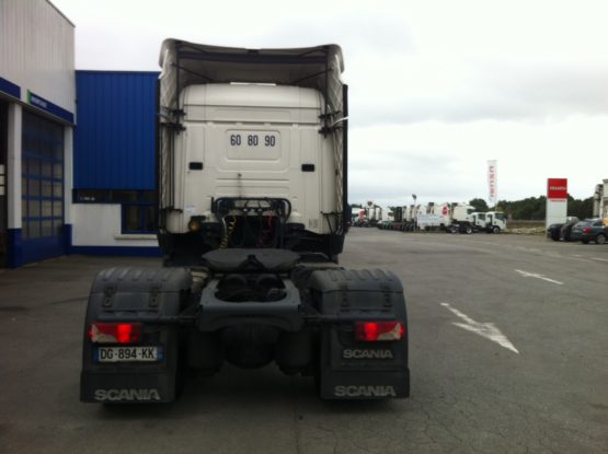 SCANIA R440LA